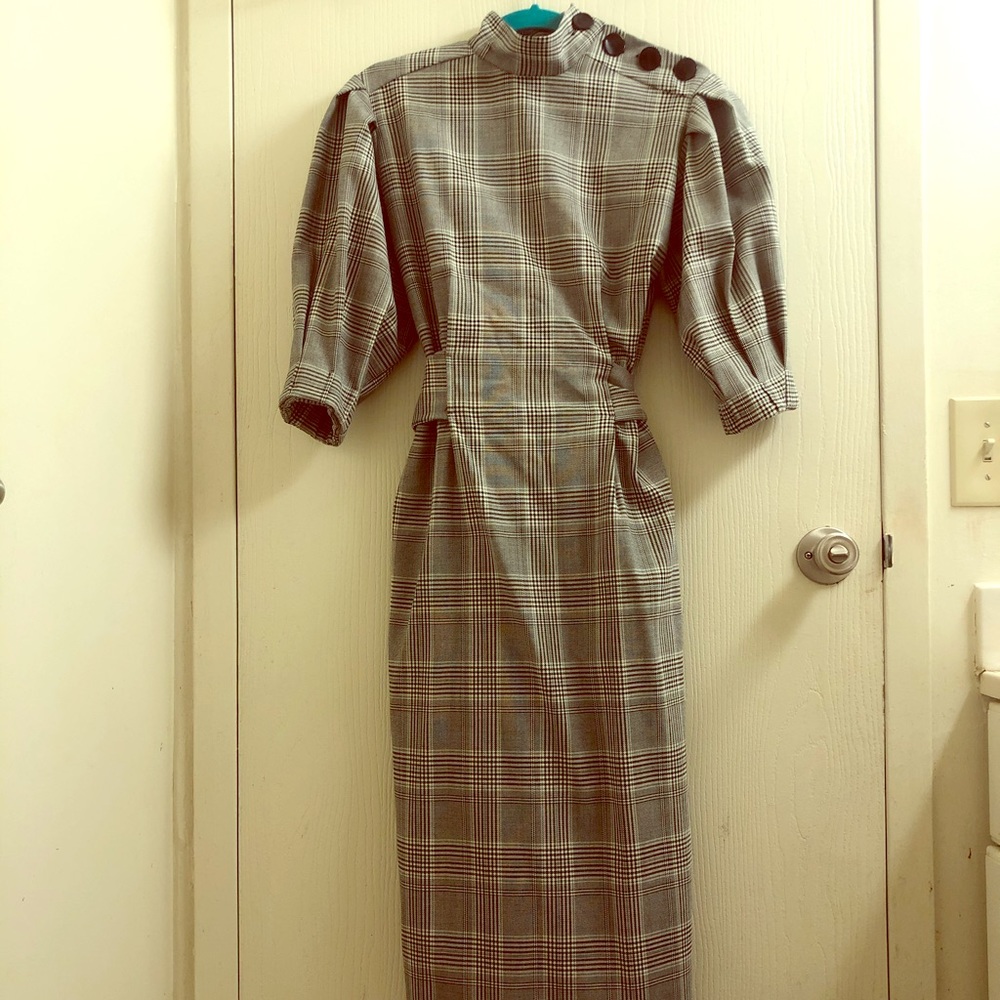 Zara puff sleeve dress